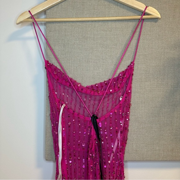 Retrofête Alessandra Dress ❤️🔥💖 - Picture 12 of 16